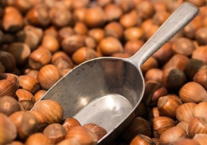 hazelnuts-264824_1280