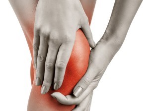 bigstock-Acute-Pain-In-Knee-78549014-e1441293878578