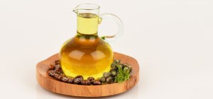 16-Amazing-Benefits-Of-Castor-Oil-Arandi-For-Skin-Hair-And-Health